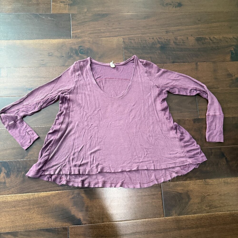 FREE PEOPLE Waffle Knit V Neck Swing Top Size Large Dusty Purple - Picture 2 of 7